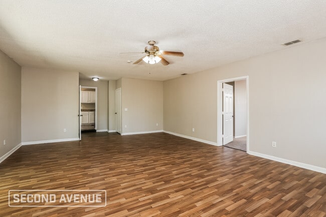 Photo - 2727 W 45th St