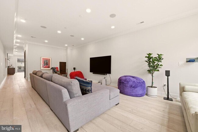 Photo - 3554 13th St NW