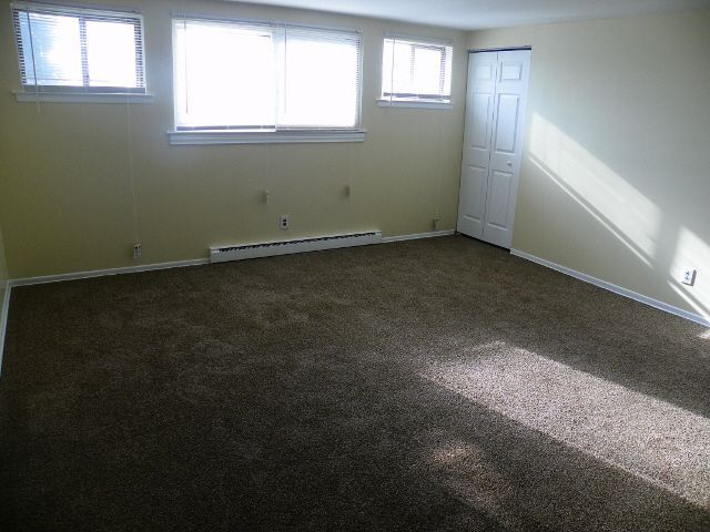 Willow Gardens Apartments