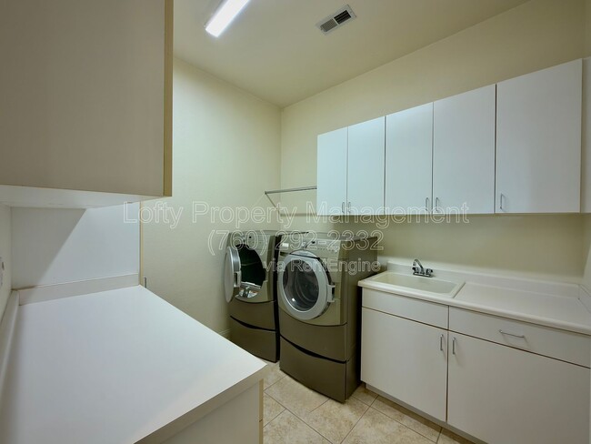 Photo - 13073 Dressage Ln