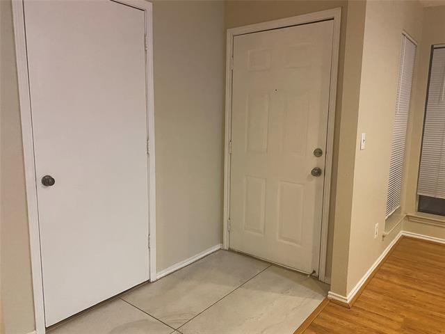 Photo - 3035 Allister St