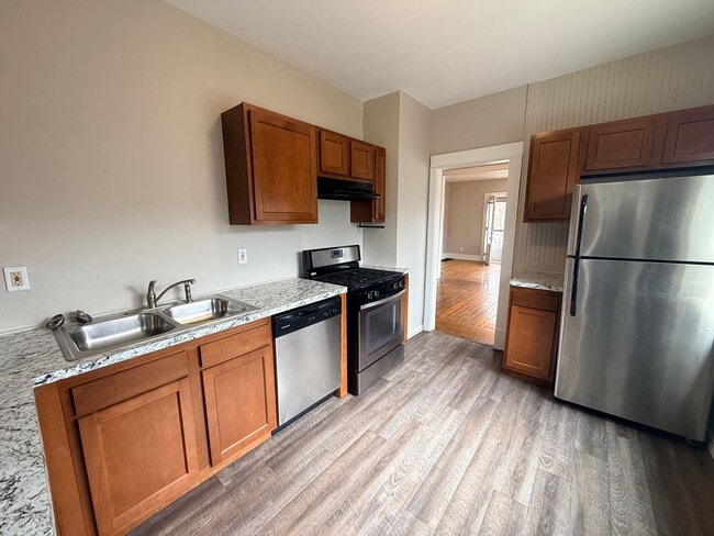 1013 Fremont Ave NW Unit 1013 Fremont Ave NW #2