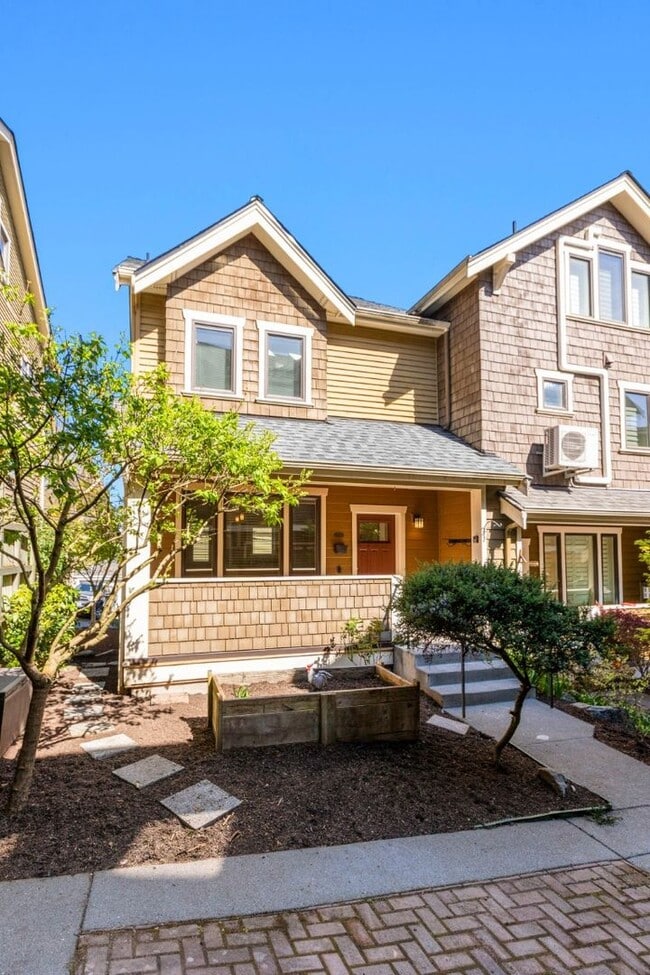 Photo - 3Bd/3Ba Seattle Townhouse