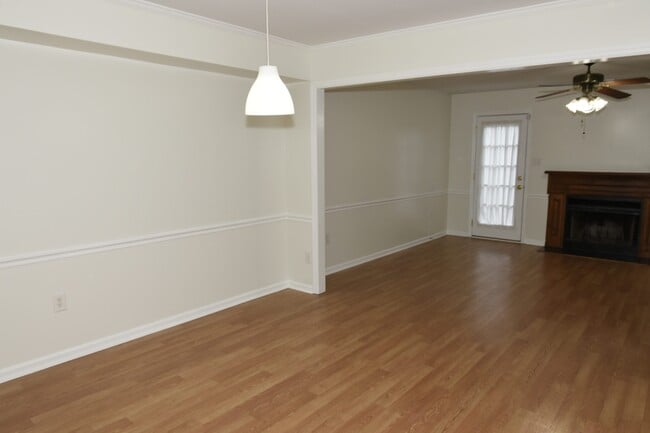 Photo - 2110 Gary St