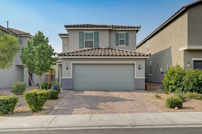 Building Photo - EXCEPTIONAL 4 BEDROOM, 3 BATHROOM HOME!
