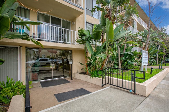 Photo - Kings Road Towers