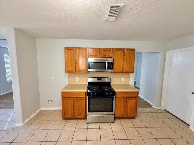 Photo - 9011 Aspen Trace Ln