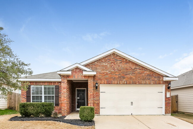 Photo - 2033 Pine Knoll Way House