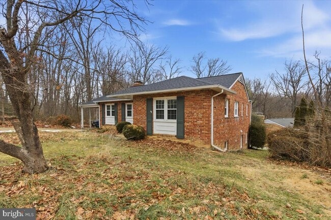 Building Photo - 5607 7th St S