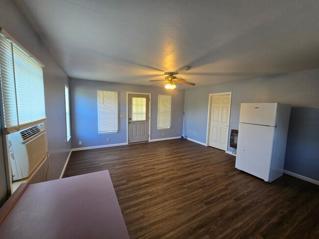 1 Bed/ 1 Bath Duplex in Desha - 1 Bed/ 1 Bath Duplex in Desha Casa Adosada
