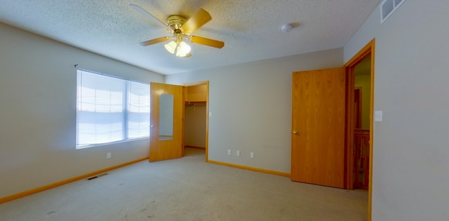 Photo - 438 Butterfield Rd