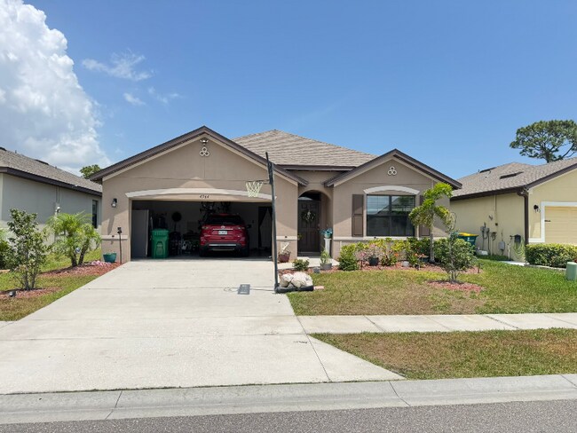 Photo - 4564 Magenta Isles Dr House