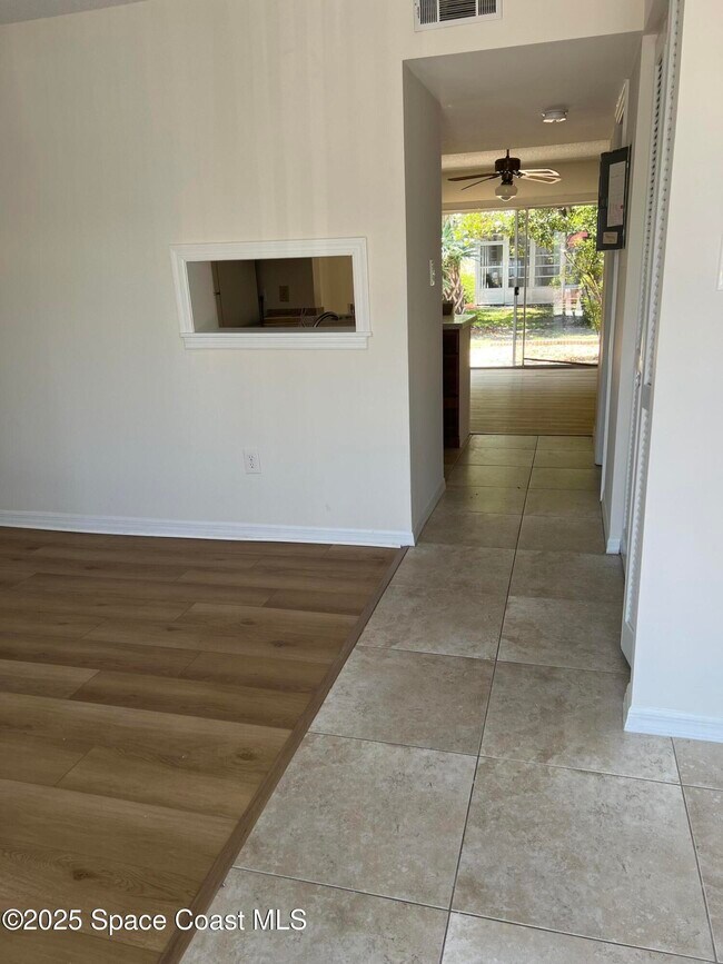 243 Seaport Blvd Unit T81