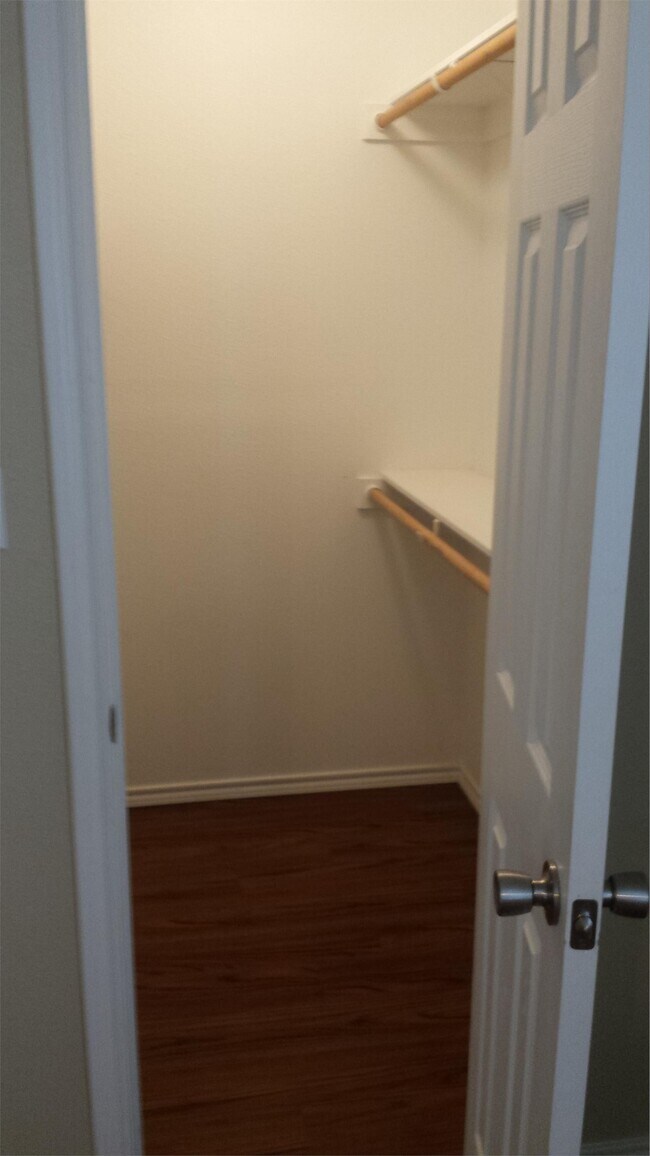 Photo - 308 N Cleburne Whitney Rd