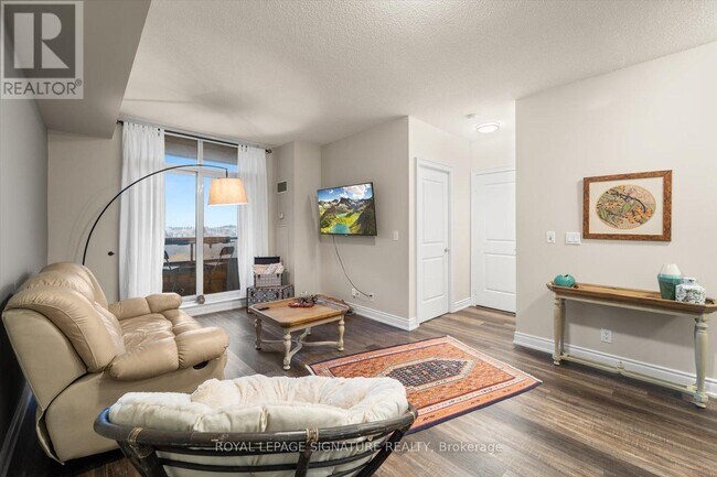 Photo - 9225 Jane St Unit 511