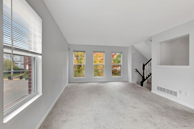 Photo - 813 William Howard Taft Rd