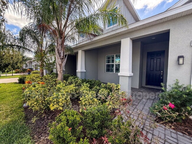 Photo - 5814 Stockport St