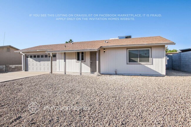 2720 E Michelle Dr
