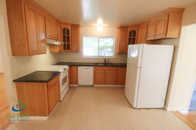 Photo - 126 Calado Ave