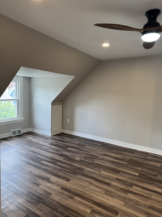 Photo - 33-35 Florence Ave