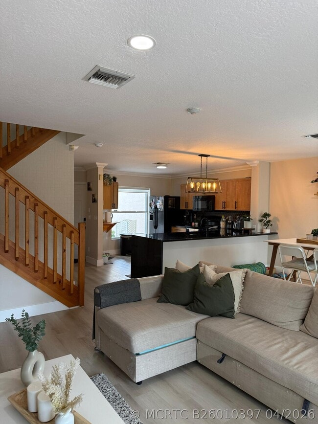 Photo - 1120 W Lakes Dr