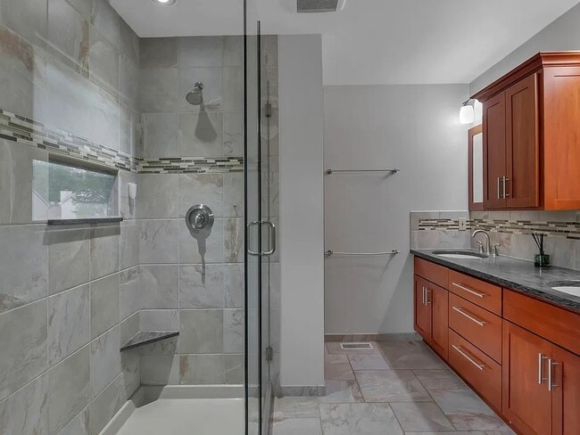 Photo - 5532 Nash Pl
