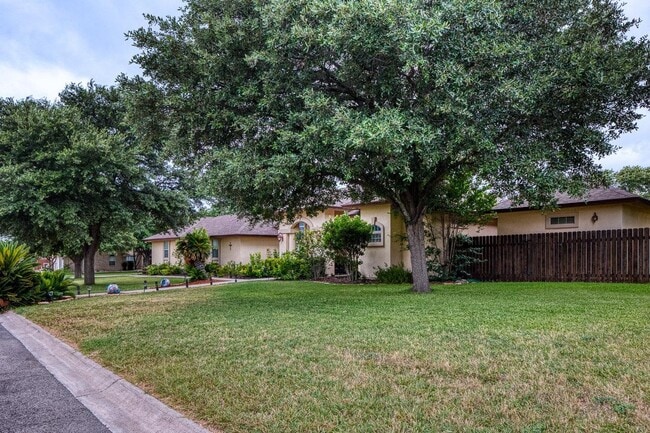 Photo - 100 Timber Rock Dr