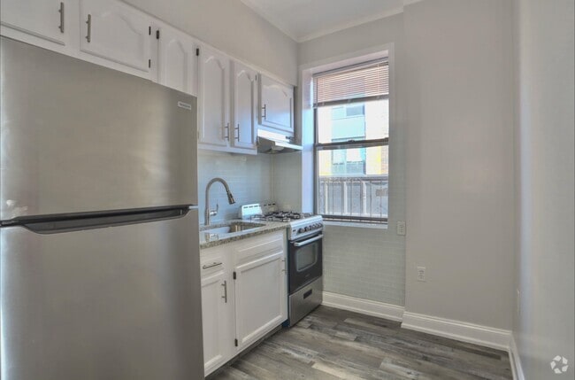 Building Photo - 4901 Murphy Pl Unit 19 Rental