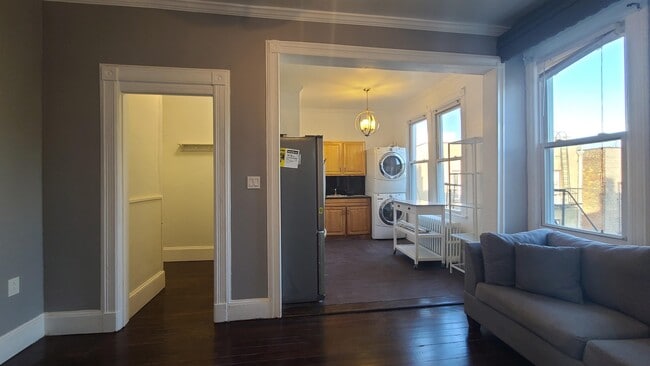 476 Gregory Ave Unit 3