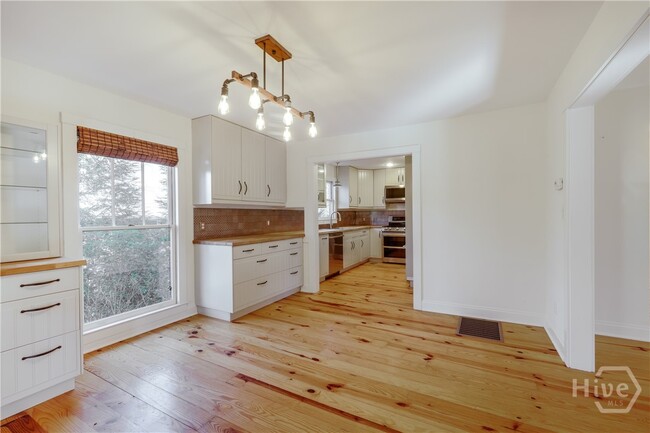 Photo - 145 Hendrix Ave