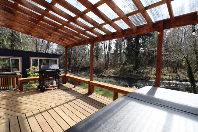 Photo - 463 S Fork Rd