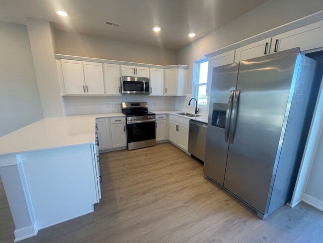 Photo - Townhome for Rent in Papillion