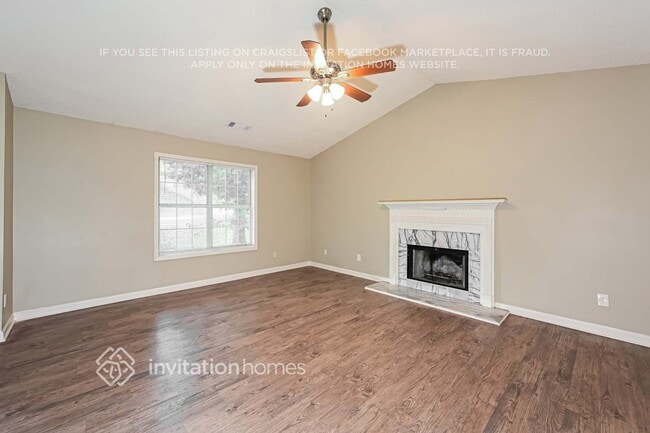 Photo - 2860 Brookton Ln SE