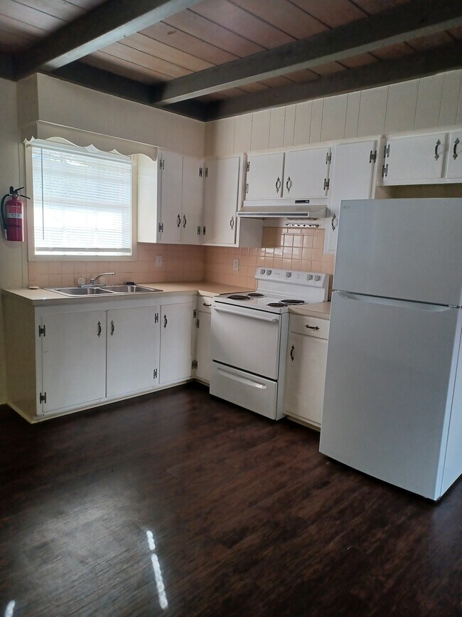 1719 Oakley Ct Unit 9
