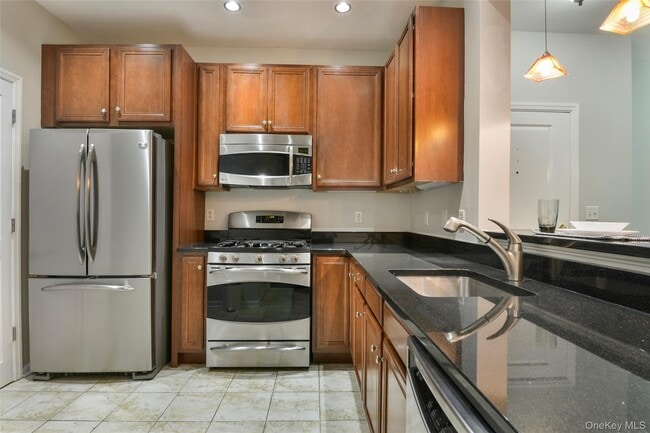 Photo - 410 Westchester Ave Unit 110