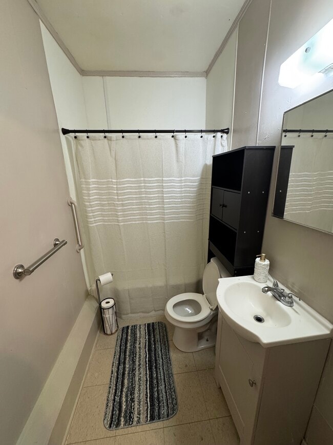 Photo - 2379 Highland Ave