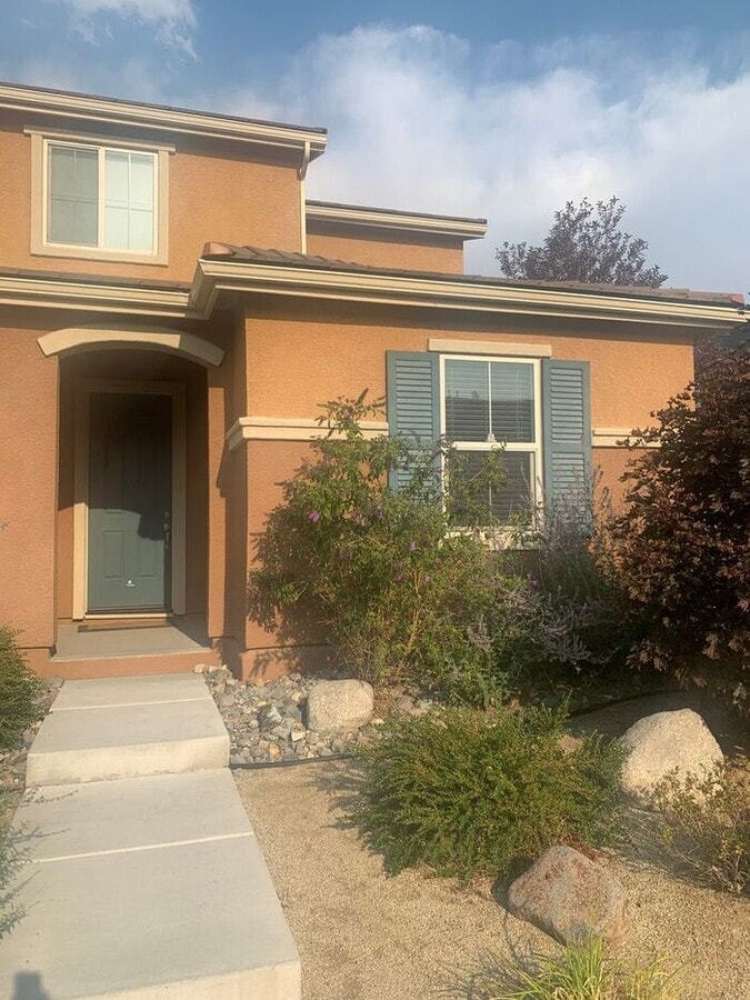4-Bed, 3-Bath Home with Modern Comforts, c... - 4-Bed, 3-Bath Home with Modern Comforts, c...