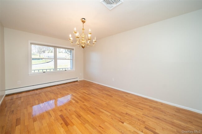 Photo - 62 Walter Dr