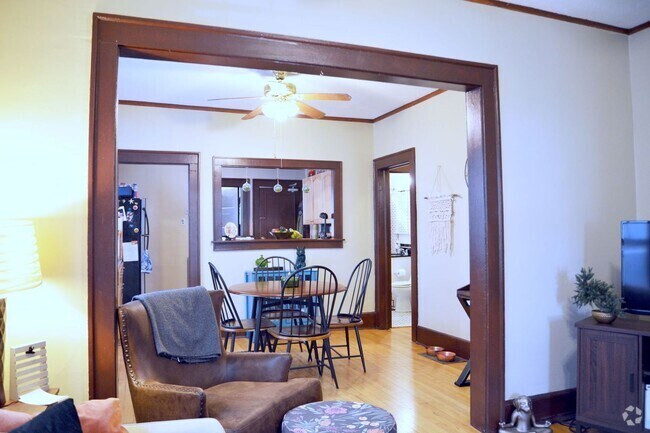 Building Photo - 3115 Girard Ave S Unit 1 Rental