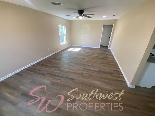 Photo - Newly Renovated 3 Bed / 2 Bath – Just 1 Mile from Tarleton!