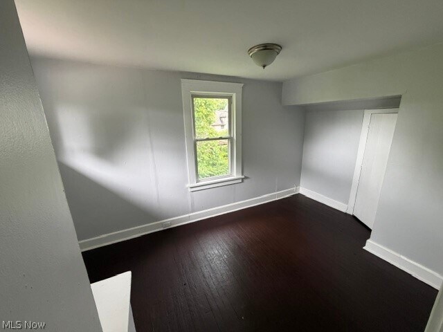 Photo - 9615 Cardwell Ave Unidad Rear
