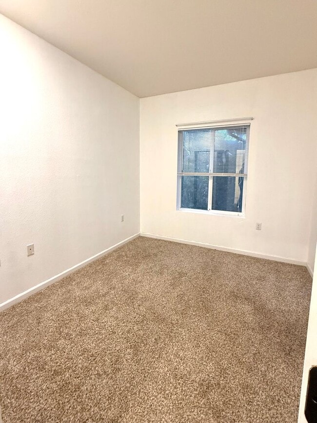 Photo - Move-In Specials Through 11/15 – 2 Bedroom... Unit D370