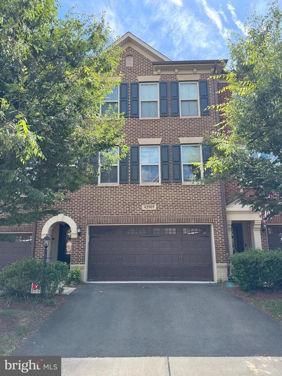 Photo - 42565 Dreamweaver Dr Townhome
