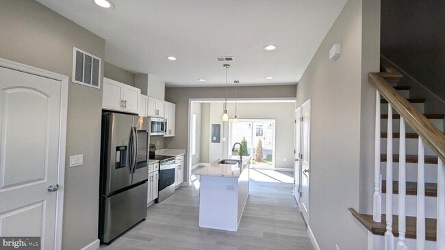 Building Photo - 2251 Papermill Rd