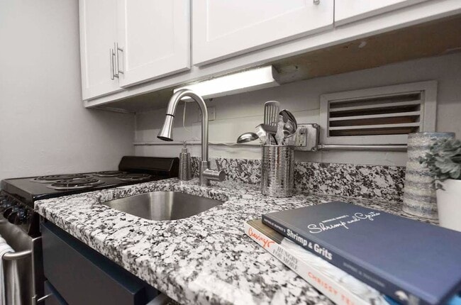 Photo - The Flats of Jackson Square Discover Our Studio, 1, & 2-Bedroom Flats and Lofts in Oak Ridge, TN