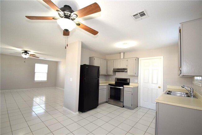 Photo - 2510 SE 4th St