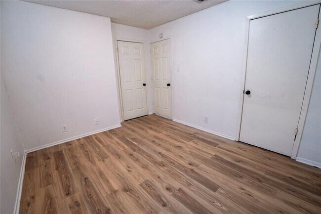 Photo - 10209 Brownie Dr