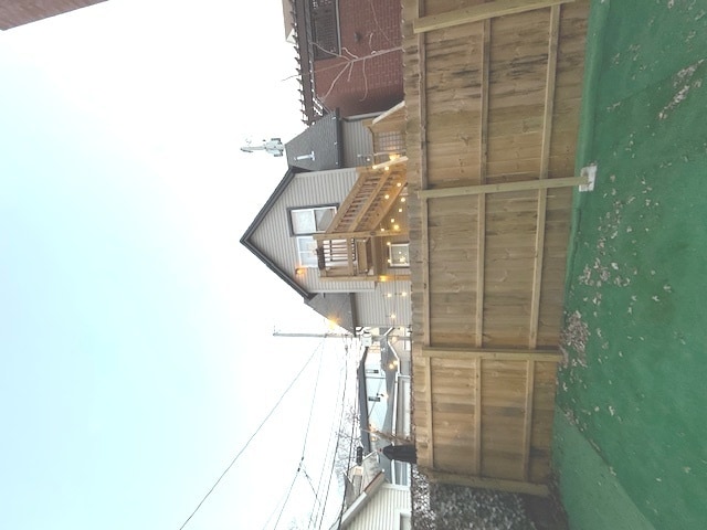 Building Photo - 2115 W Barry Ave