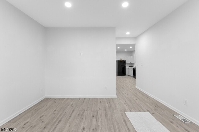 Photo - 223 Pine St Unit 1