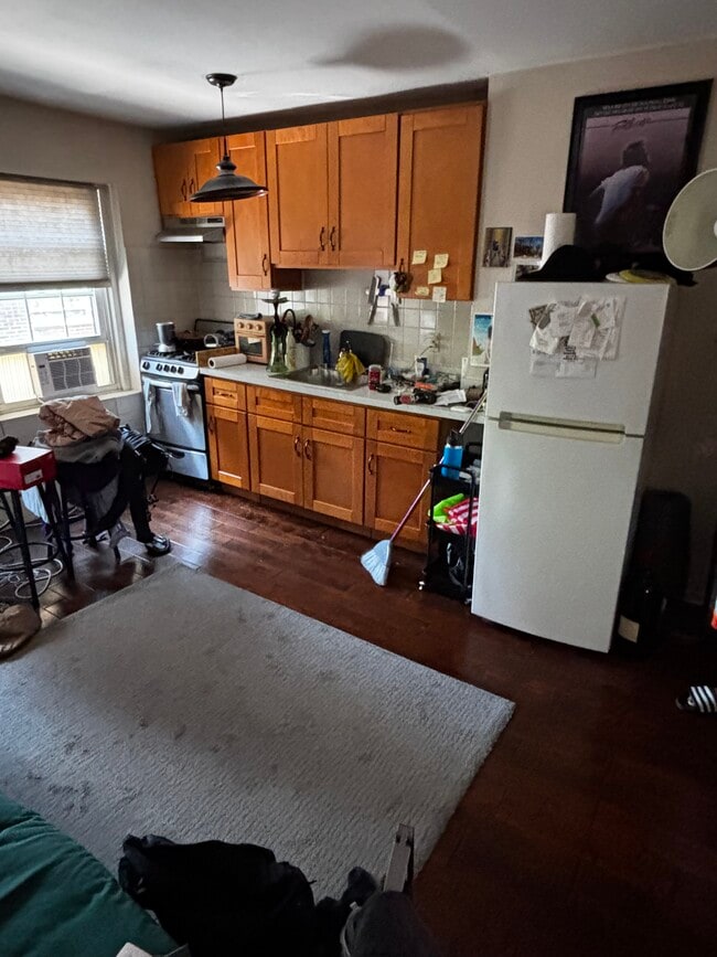 Photo - 131 N Mole St Unit 2r
